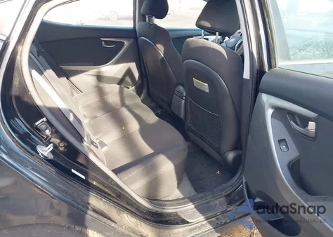 2016 Hyundai Elantra Value Edition из США, поврежденный, VIN KMHDH4AE9GU566619